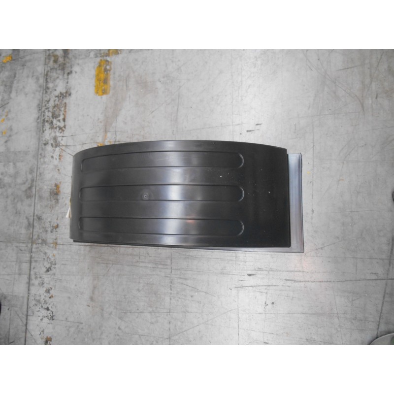 PARAFANGO COPRIRUOTA SOTTOSCOCCA MONTABILE SU...