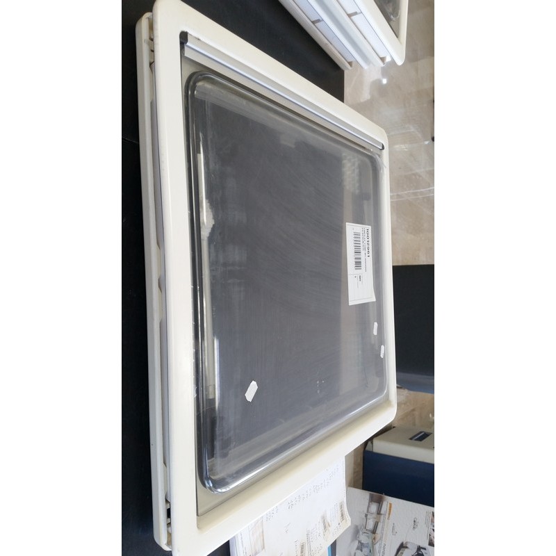 FINESTRA S4 600X600 COMPLETA DI CORNICE...