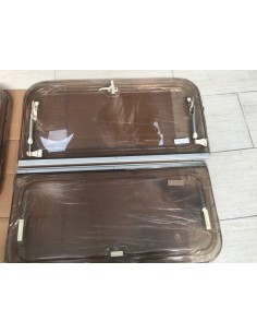 FINESTRA MARRONE  800X350 CON BRACCETTI