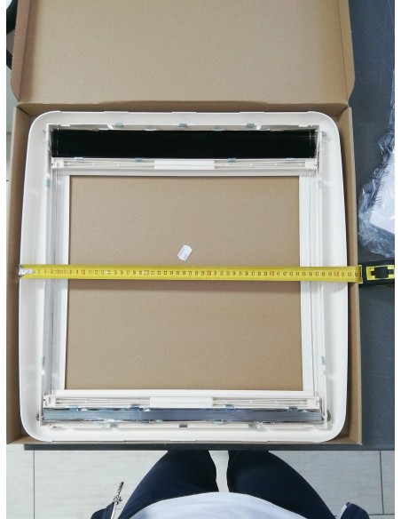 CORNICE INTERNA COMPLETA PER OBLO  DOMETIC MINI HEKY CON CORNICE BIANCO CREMA