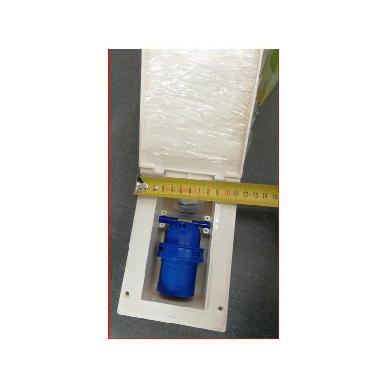 SPINA ESTERNA PANNA 16 A 2 P PIU T230V IP 44