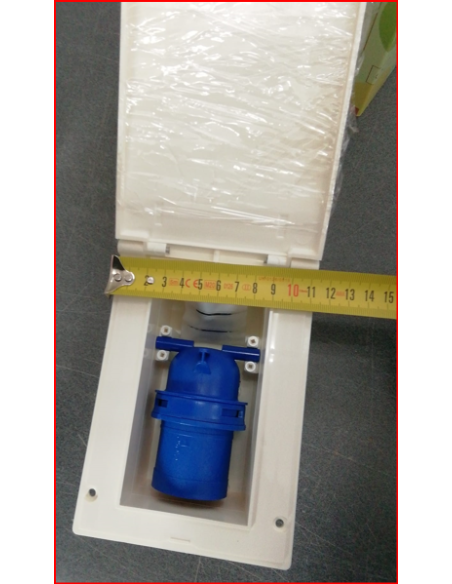 SPINA ESTERNA PANNA 16 A 2 P PIU T230V IP 44