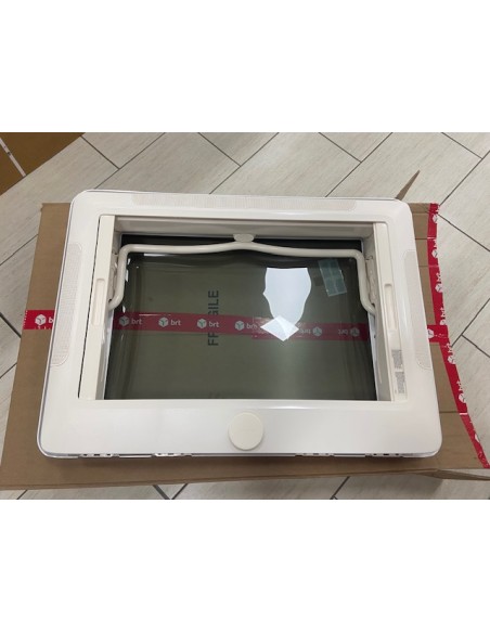 OBLO PANORAMICO MIDI- HEKI DOMETIC SENZA AREAZIONE 700X500