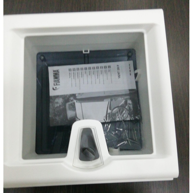 OBLO  VENT 28 F CUPOLA TRASPARENTE MISURA 28X28