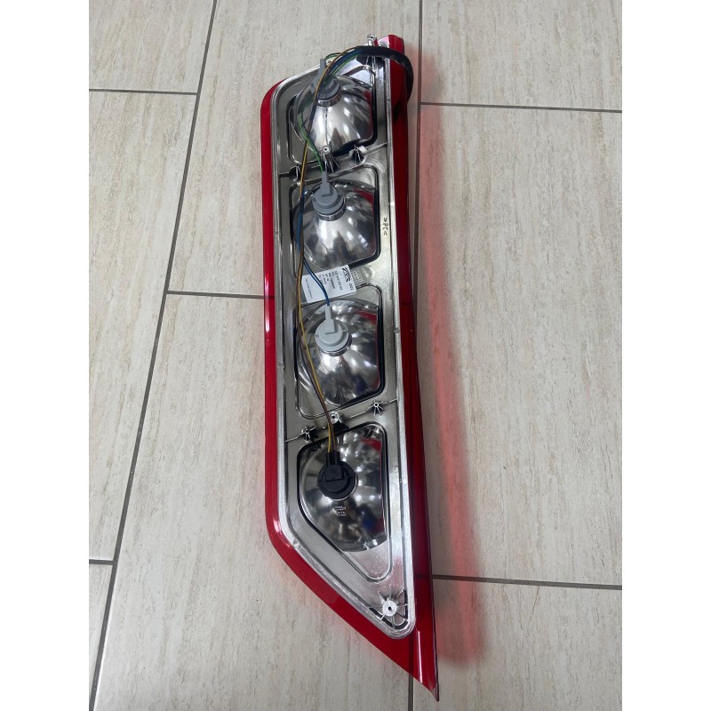 FANALE POSTERIORE PER CAMPER CI LATO SX