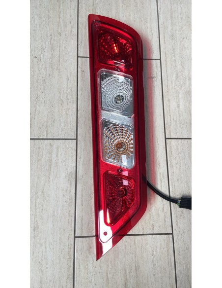 FANALE POSTERIORE PER CAMPER CI LATO SX