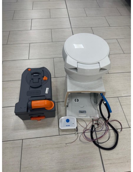 WC COMPLETO DI CASSETTA  MODELLO C250  BASIC