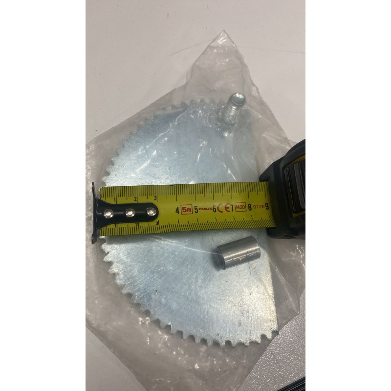 INGRANAGGIO E BOCCOLA PER GRADINO DELUXE LATO...