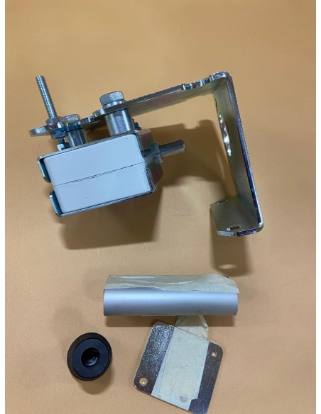 RIDUTTORE COMPLETO LATO DX PER GRADINO PROJECT 2000