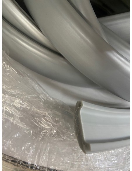 PROFILO IN GOMMA ARGENTO PER CAMPER ARCA M715 GLT E SIMILARI ANNI 2003/2004