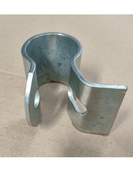 BASE SUPPORTO PER RUOTINO CON PERNO DIAMETRO 35 MM