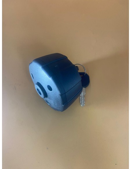 POMELLO CON CHIAVE PER PORTAMOTO GOLDSCHMITT