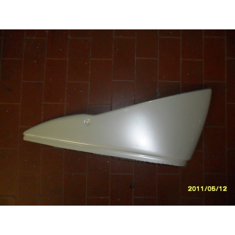 RACCORDO IN PLASTICA DX  PARAURTI/BANDELLA PER...
