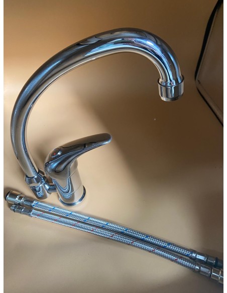 MISCELATORE  MONOLEVA CON  CANNA COLLO CIGNO