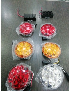 KIT 6 FANALI LED POSTERIORI ROTONDI CON RESISTENZE... 2