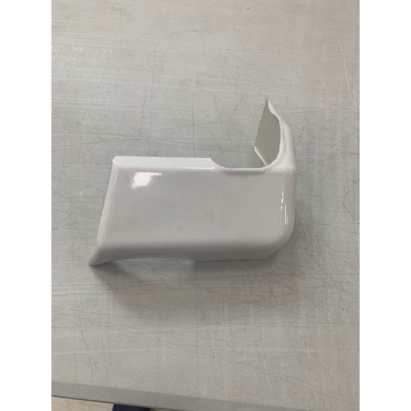 ANGOLARE DX PER PARAURTI POSTERIORE FORD SUPER...