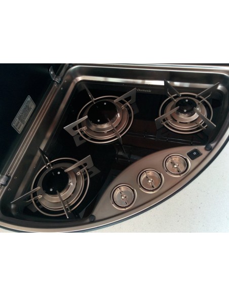 PIANO COTTURA 3 FUOCHI DESTRO VETRO NERO DOMETIC
