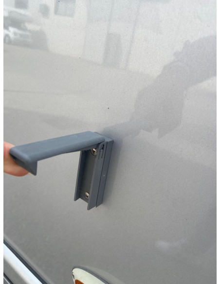 FERMASPORTELLI ESTERNI HYMER COLORE GRIGIO SCURO