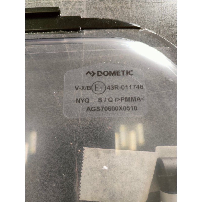 FINESTRA DOMETIC ORGINALE HYMER 600X510