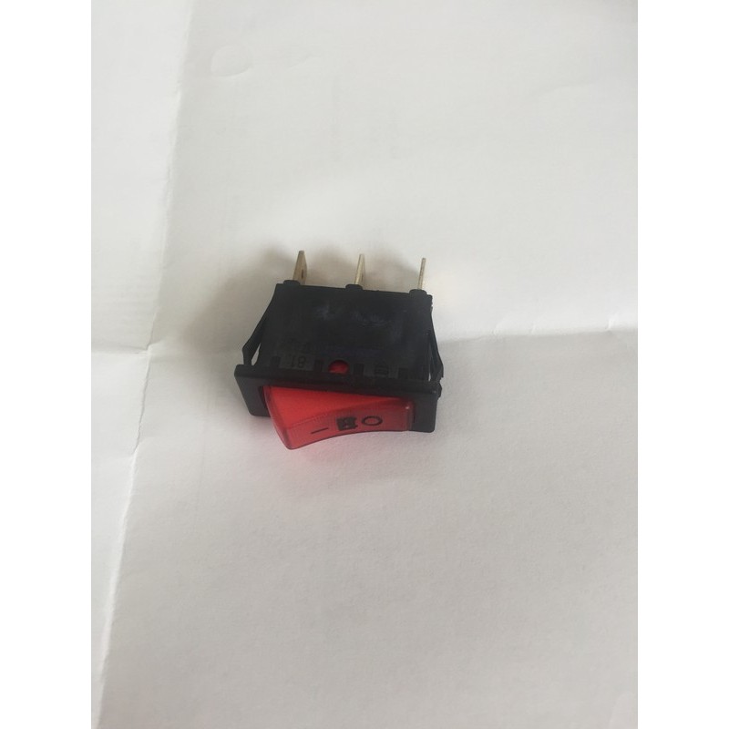 COMMUTATORE ILLUMINATO ROSSO 12/24 V