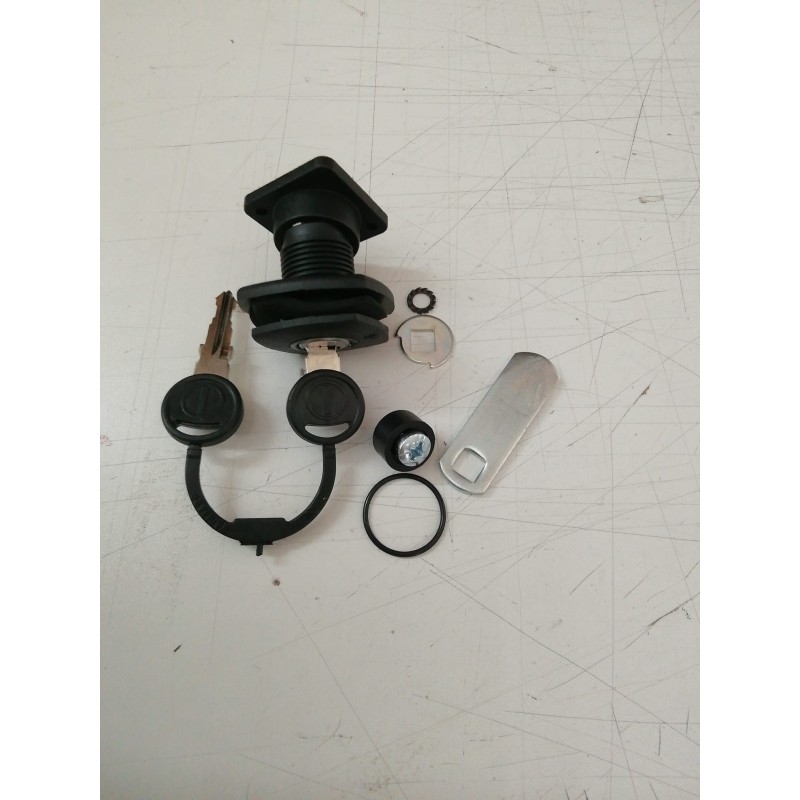 SERRATURA QUADRATA NERA ZADI PER PORTELLONI...