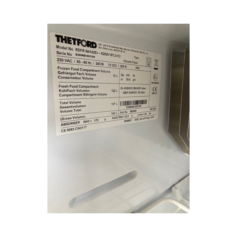FRIGORIFERO THETFORD N4142  TRIVALENTE 142 LT SLIM