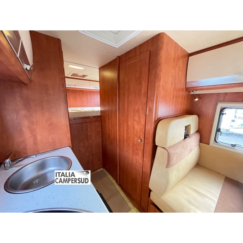 PLA YES CAMPER 692 G