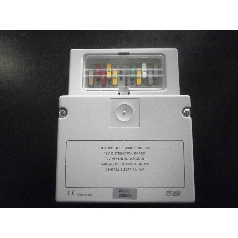QUADRO DISTRIBUZIONE 12 VOLT CBE MODELLO DS 300