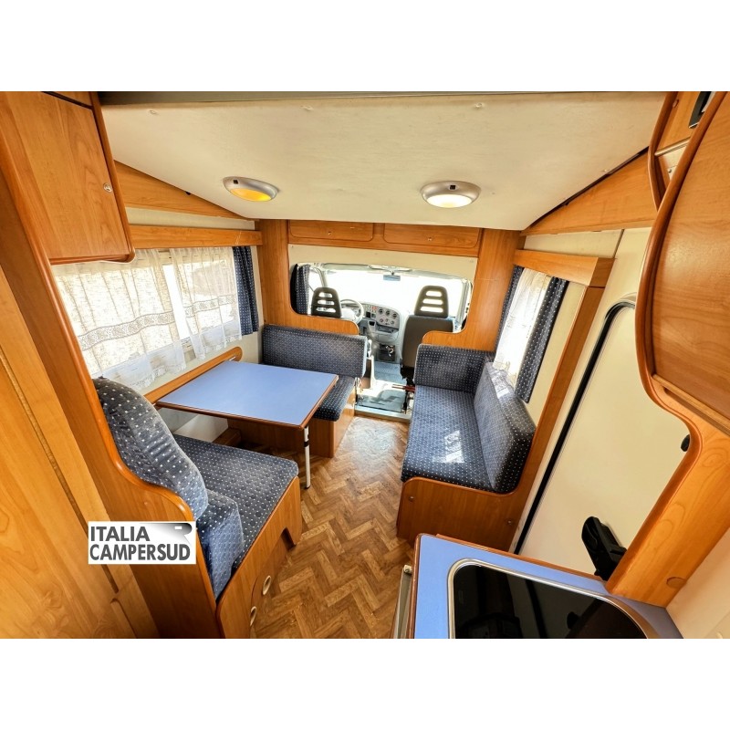 CINQUESTELLE NAVIGATOR S 681 | LETTO BASCULANTE |
