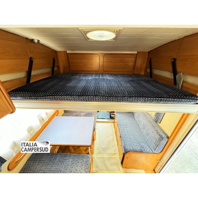 CINQUESTELLE NAVIGATOR S 681 | LETTO BASCULANTE |