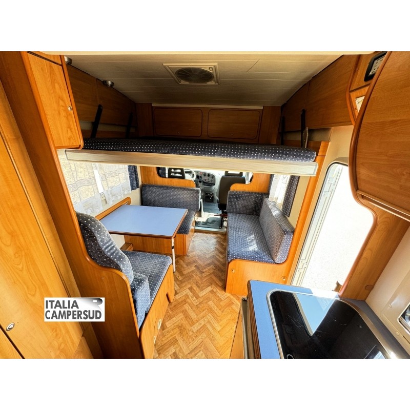 CINQUESTELLE NAVIGATOR S 681 | LETTO BASCULANTE |