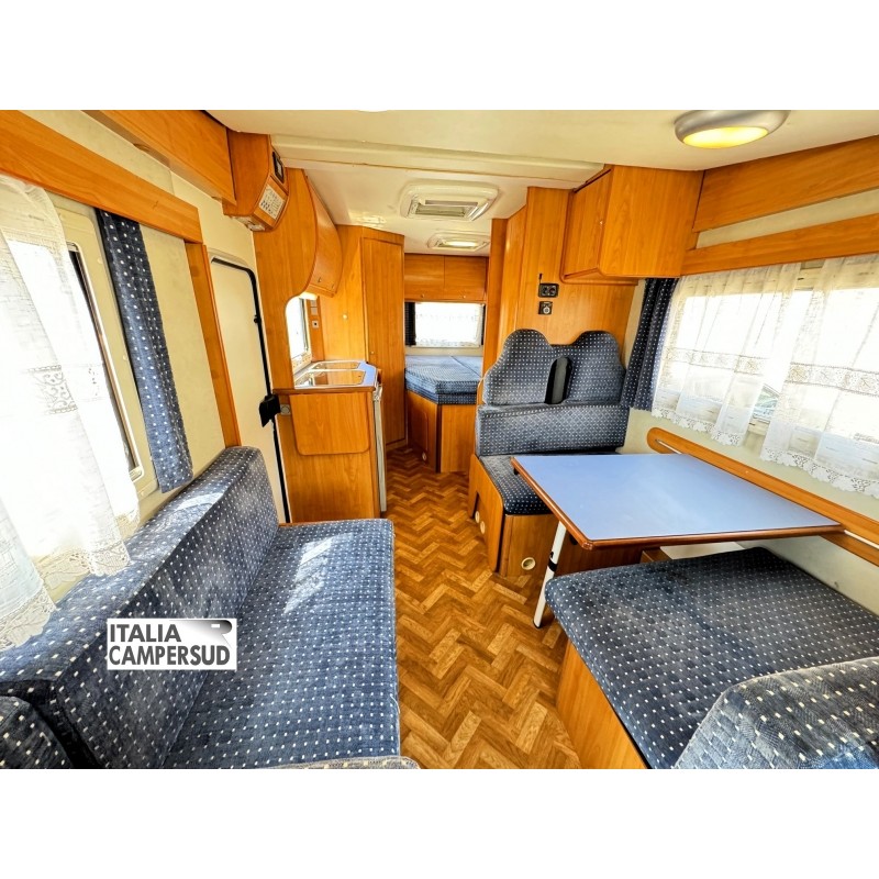 CINQUESTELLE NAVIGATOR S 681 | LETTO BASCULANTE |