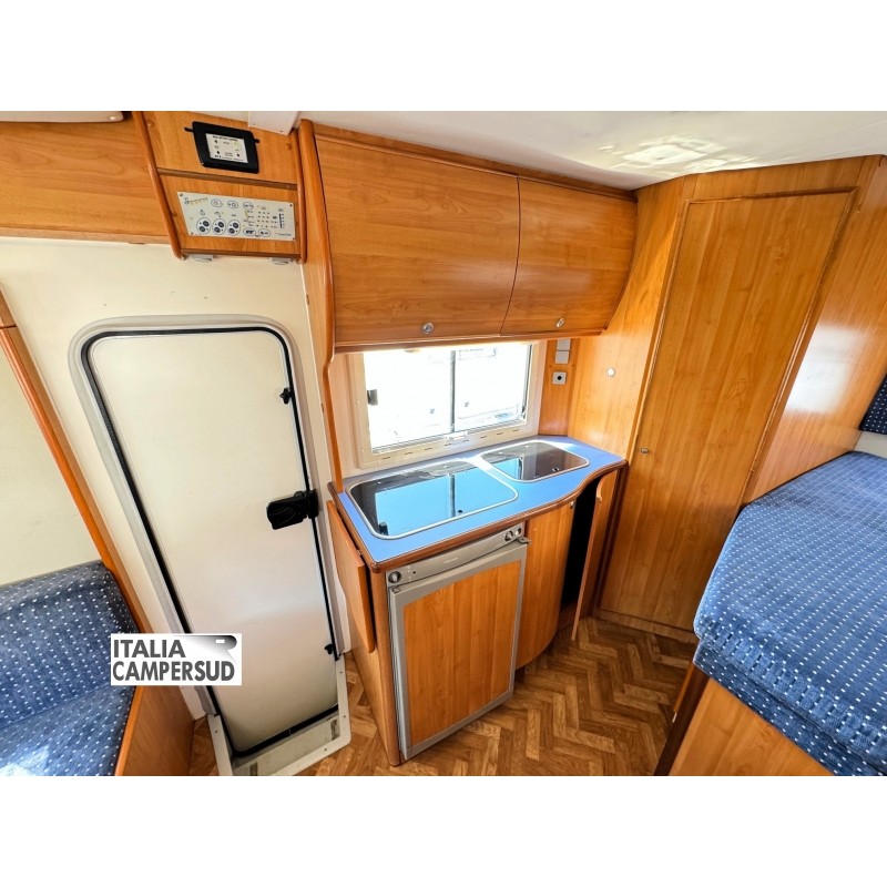 CINQUESTELLE NAVIGATOR S 681 | LETTO BASCULANTE |