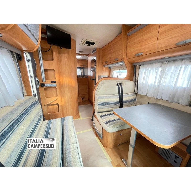 ADRIA CORAL A 660 SP GARAGE