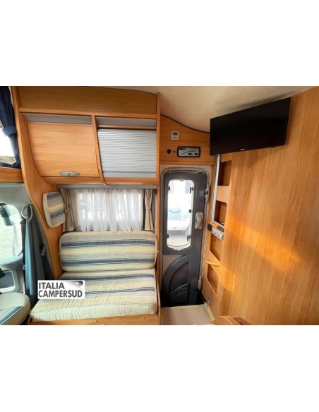 ADRIA CORAL A 660 SP GARAGE