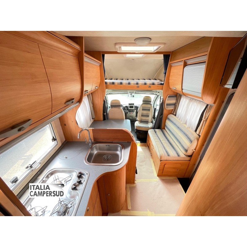 ADRIA CORAL A 660 SP GARAGE
