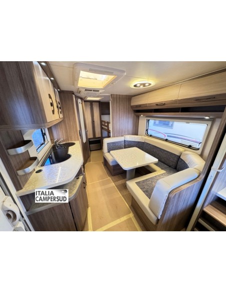 HOBBY DE LUXE 545 KMF