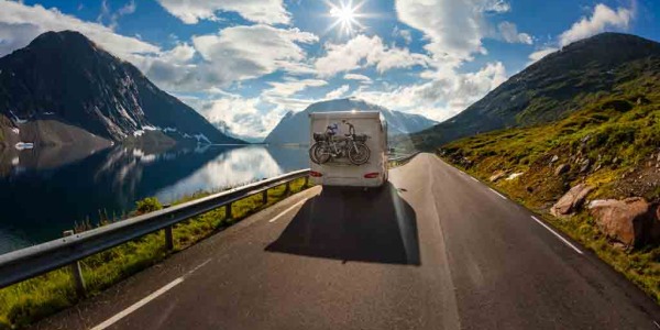 Viaggi Tematici in Camper: Idee e Itinerari per Esperienze Uniche